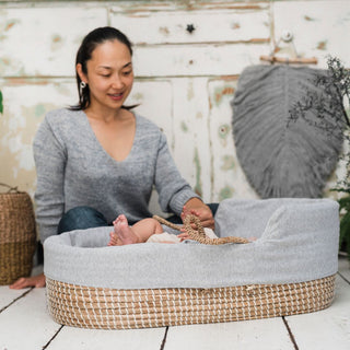Natural Seagrass Moses Basket with Stand - Natural - Mokee