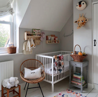 Mini Cot Bed with Drawer -  White - Mokee