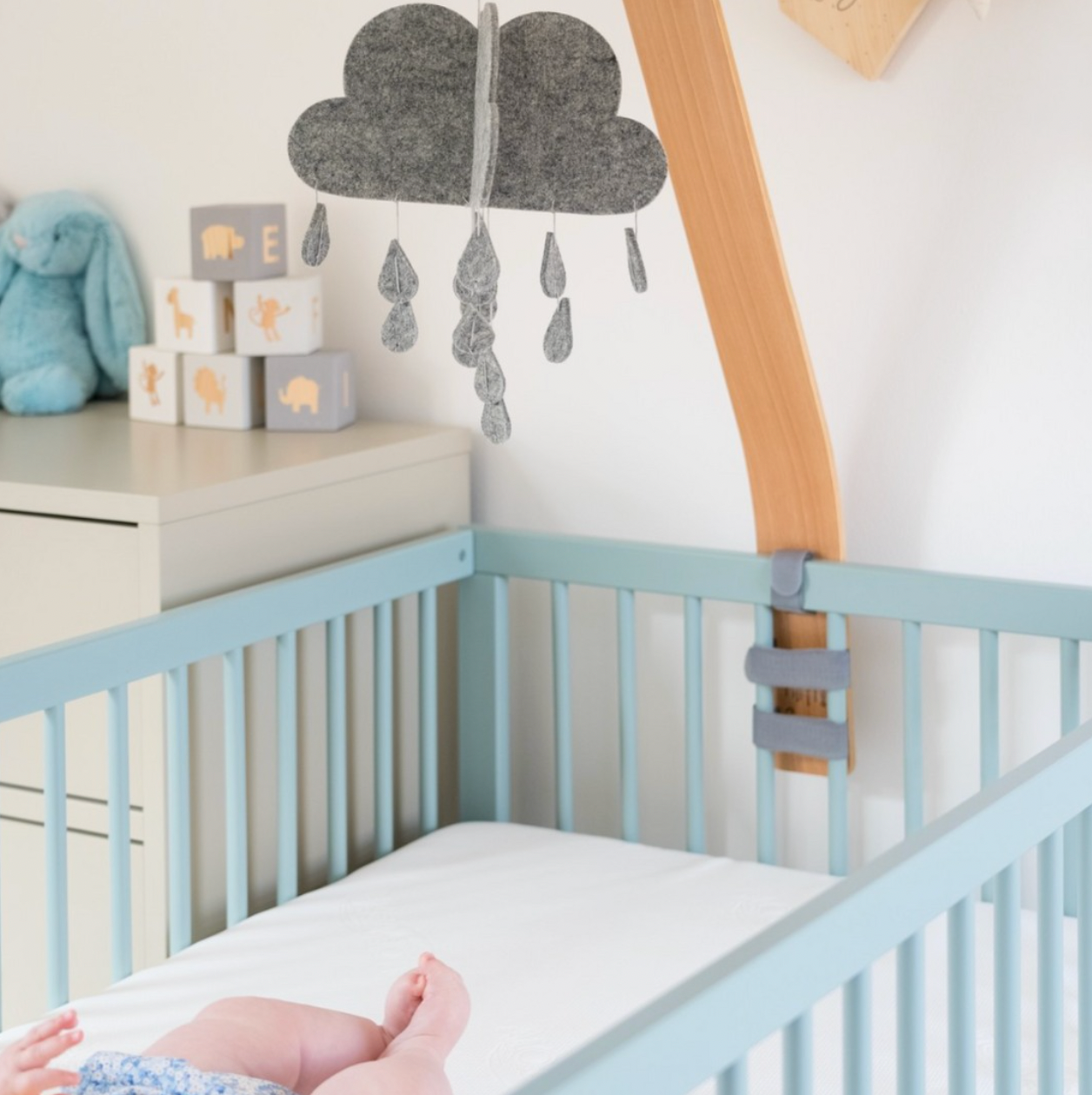 Mokee cot top changer online